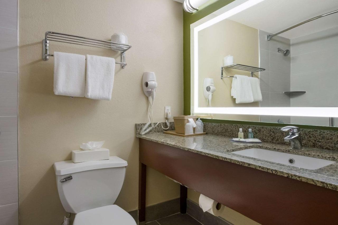 Quality Inn Near Princeton Lawrence Ngoại thất bức ảnh
