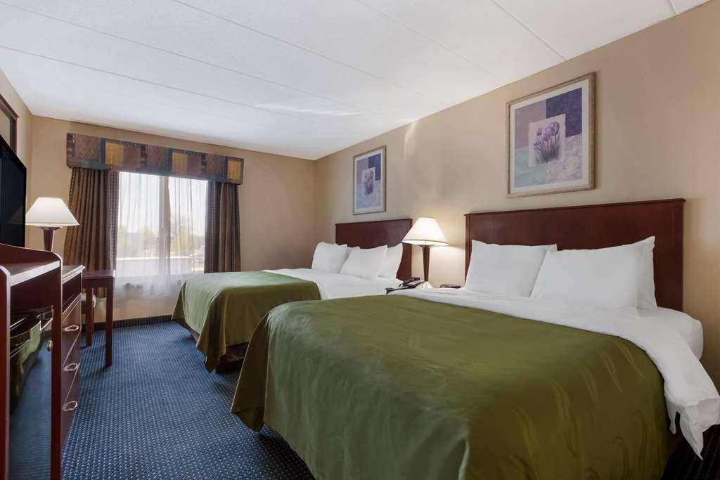 Quality Inn Near Princeton Lawrence Phòng bức ảnh