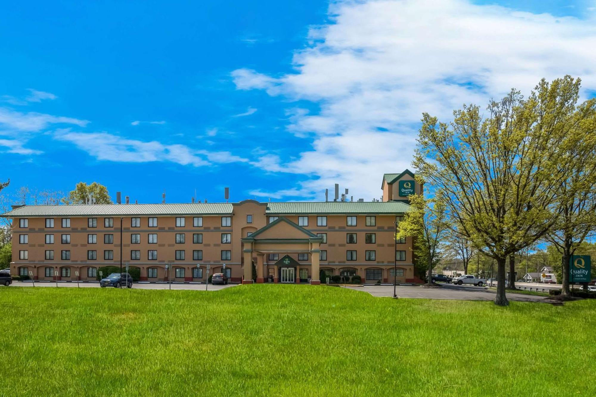 Quality Inn Near Princeton Lawrence Ngoại thất bức ảnh