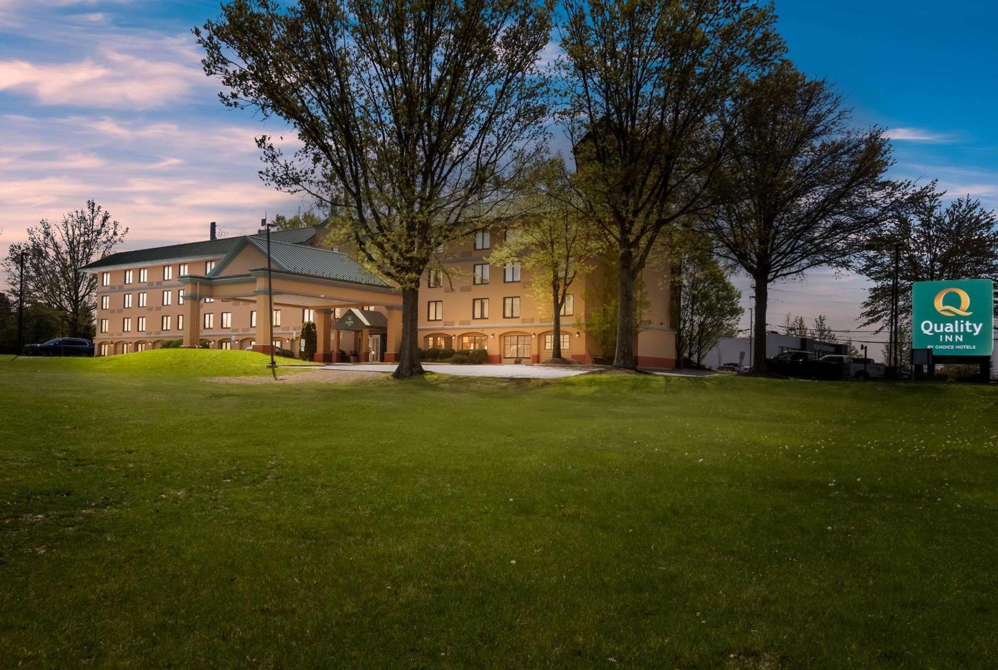 Quality Inn Near Princeton Lawrence Ngoại thất bức ảnh