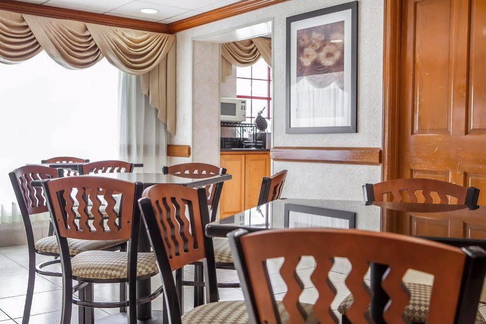 Quality Inn Near Princeton Lawrence Ngoại thất bức ảnh