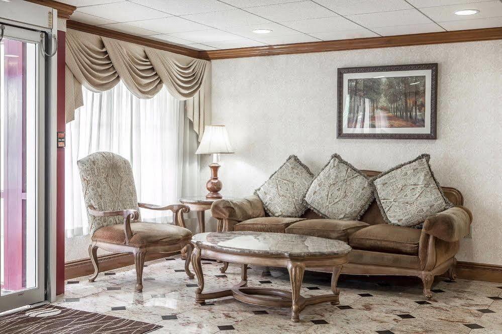 Quality Inn Near Princeton Lawrence Ngoại thất bức ảnh