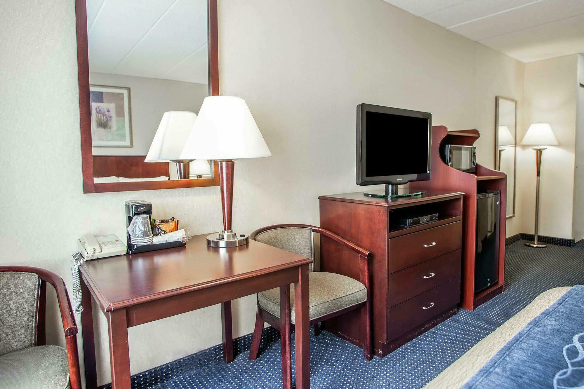Quality Inn Near Princeton Lawrence Ngoại thất bức ảnh