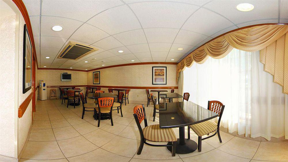 Quality Inn Near Princeton Lawrence Ngoại thất bức ảnh